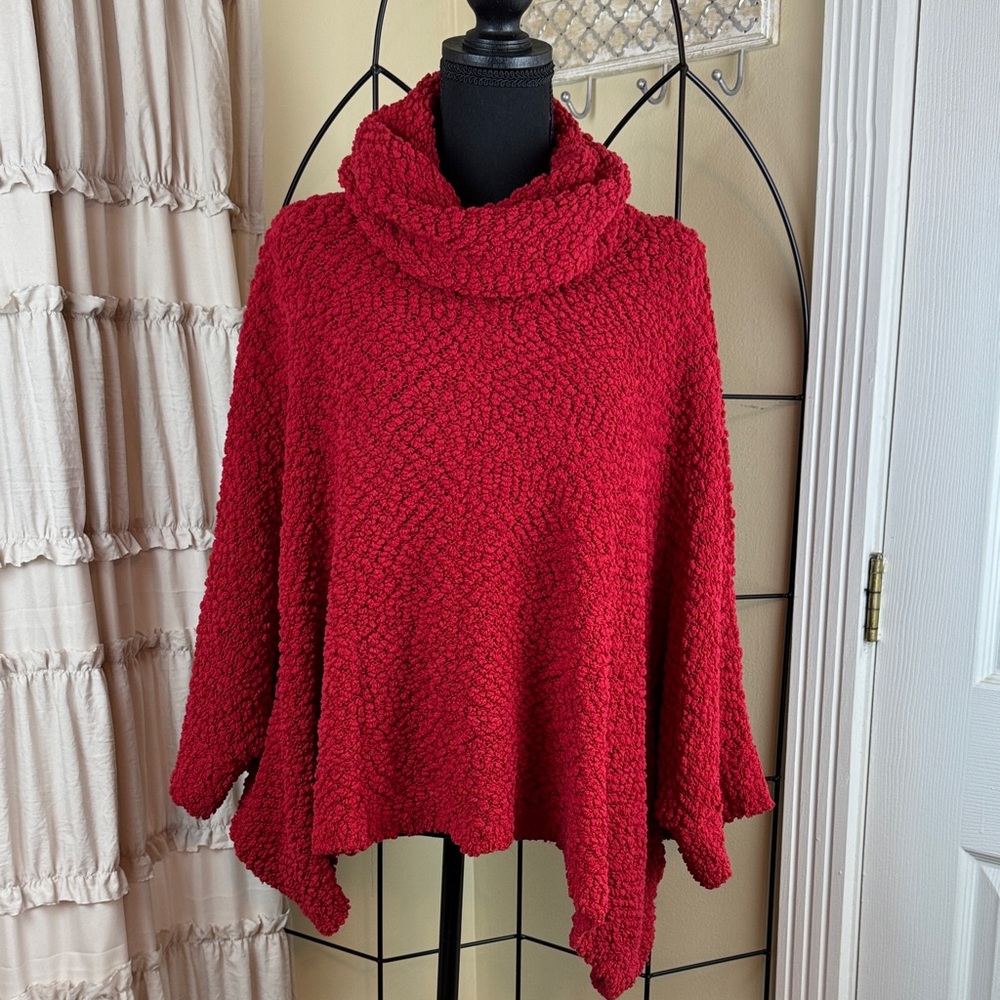 Romeo & Juliet Couture Red Cowl Neck Sweater Poncho Oversized Size S